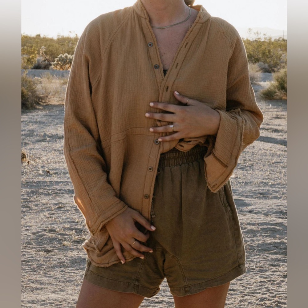 Miss Love Crinkle Button Down Tunic Shirt NWOT